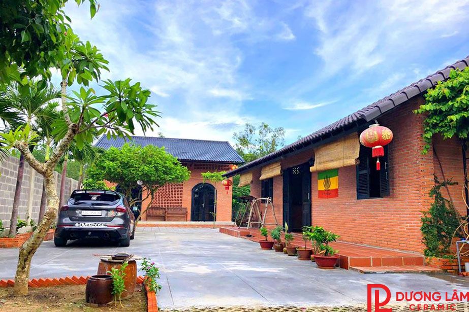 thiết kế nhà vườn gạch đỏ